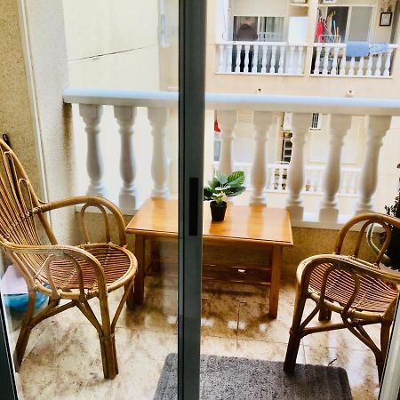 Apartamento Compartido - Solo El Dormitorio Es Privado Torrevieja Exterior photo